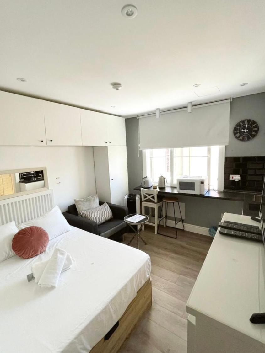 Stylish City Centre Studio - Grand Central House Gibraltar Exterior photo