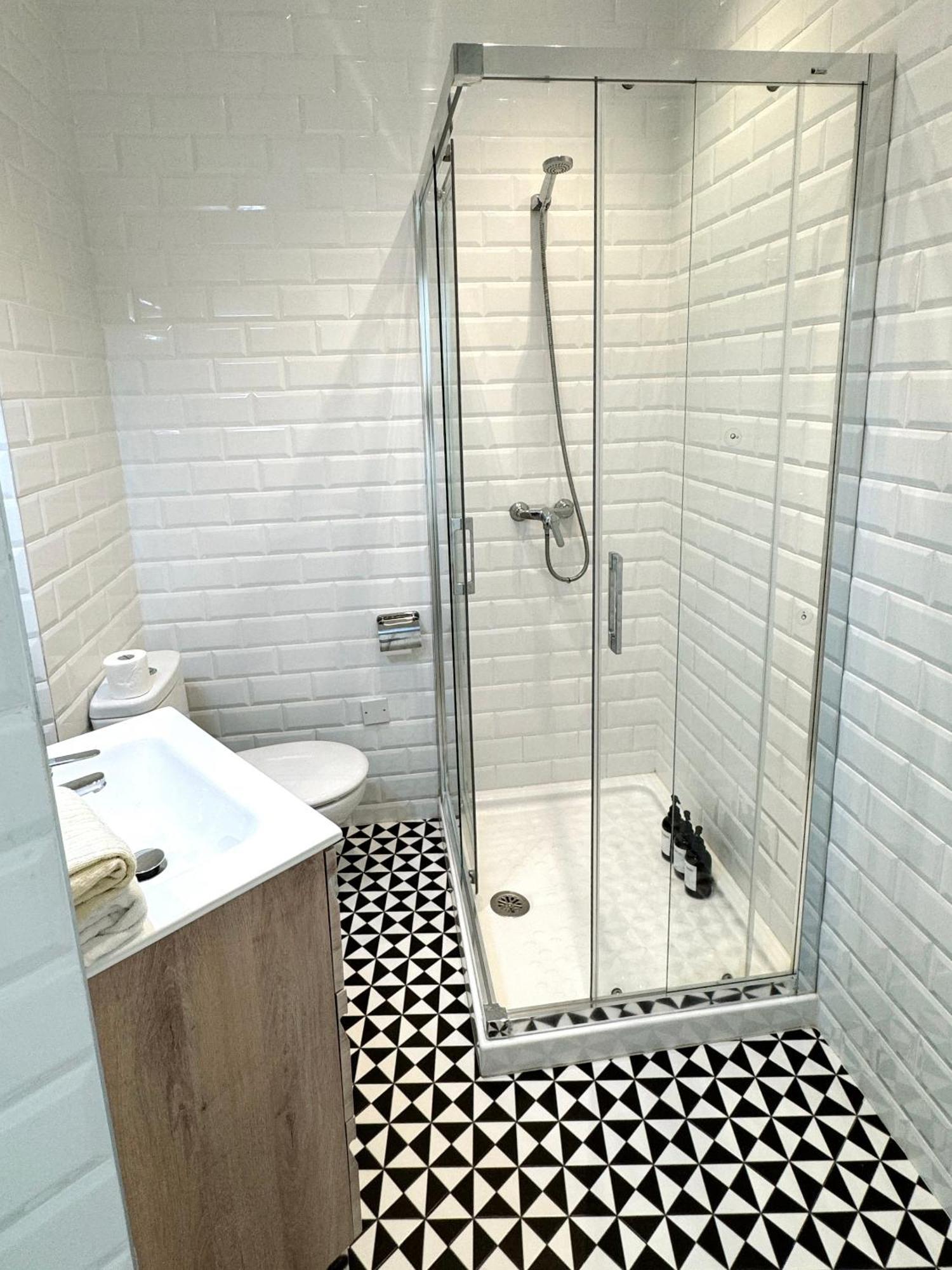 Stylish City Centre Studio - Grand Central House Gibraltar Exterior photo